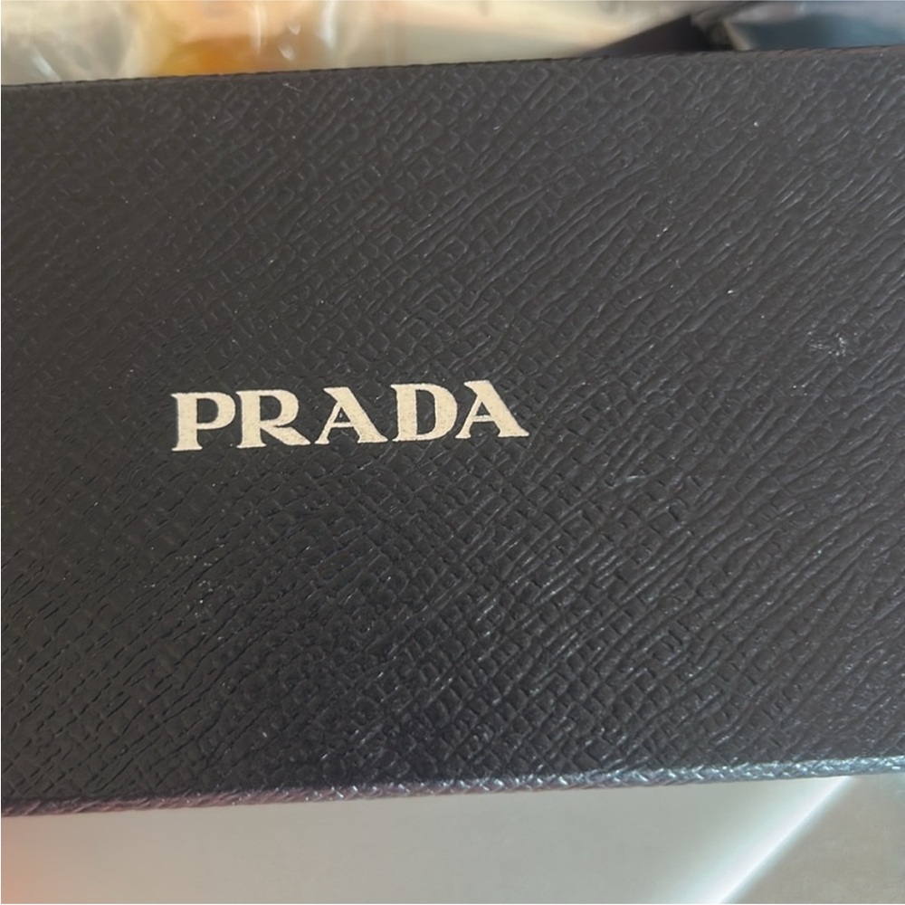 PRADA SPR 080 Oversized Sunglasses Burgundy Brown Gradient EUC w/Box & Case - Picture 7 of 9